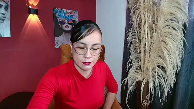 Snapshot of Agata-Moon chatting on March 22, 2025, 4:15 pm Agata-Moon online show from March 22, 2025, 4:15 pm