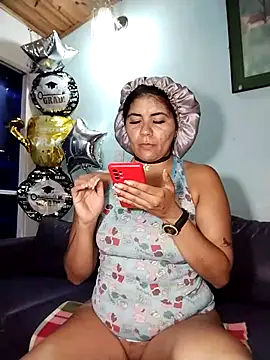 Snapshot of Luna_Dumont chatting on February 25, 2025, 8:03 am Luna Dumont online show from February 25, 2025, 8:03 am