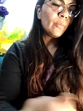 Snapshot of Luna_Dumont chatting on September 24, 2025, 5:55 am Luna Dumont online show from September 24, 2025, 5:55 am