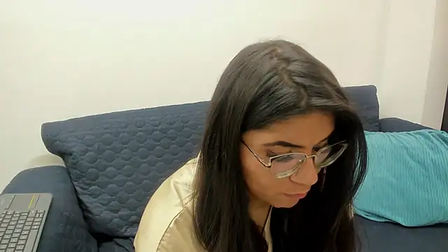 Snapshot of Luna_Dumont chatting on September 27, 2025, 8:58 pm Luna Dumont online show from September 27, 2025, 8:58 pm