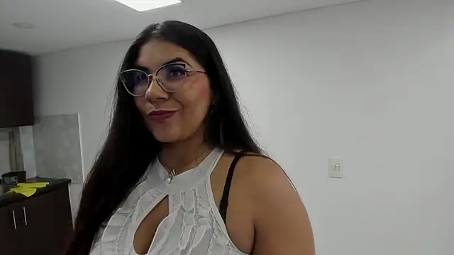 Snapshot of Luna_Dumont chatting on October 3, 2025, 11:18 am Luna Dumont online show from October 3, 2025, 11:18 am