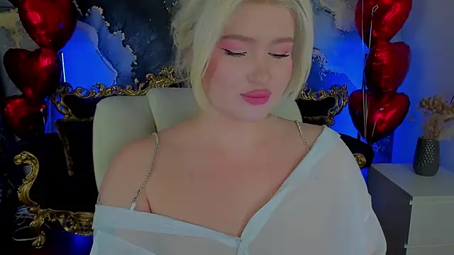 Snapshot of CocoSecretss chatting on February 17, 2025, 7:37 am CocoSecretss online show from February 17, 2025, 7:37 am