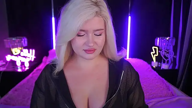 Snapshot of CocoSecretss chatting on October 11, 2025, 6:56 am CocoSecretss online show from October 11, 2025, 6:56 am