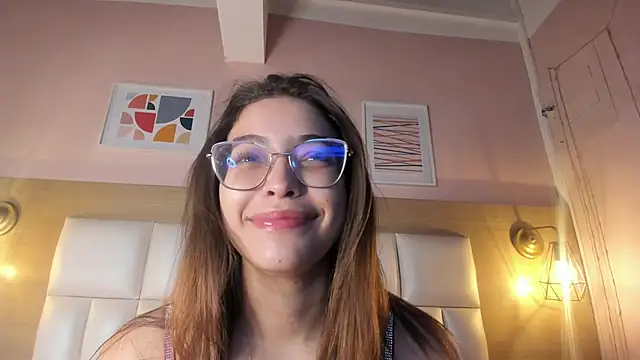 Dollar-girl online show from December 31, 2024, 12:25 pm