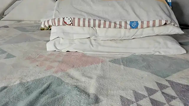 Snapshot of maybelline69 chatting on March 19, 2025, 9:16 pm maybelline69 online show from March 19, 2025, 9:16 pm