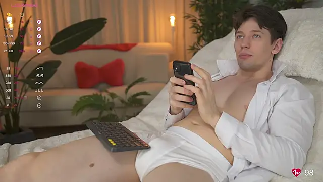 Snapshot of tommyjoyer chatting on March 21, 2025, 3:13 pm tommyjoyer online show from March 21, 2025, 3:13 pm