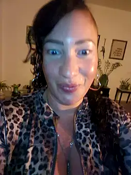 TheGoddessBianca online show from December 7, 2024, 4:03 pm