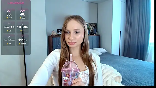 Mad1en online show from October 26, 2025, 7:47 am