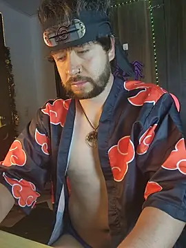 Snapshot of just_maxii chatting on October 31, 2025, 10:11 pm just maxii online show from October 31, 2025, 10:11 pm