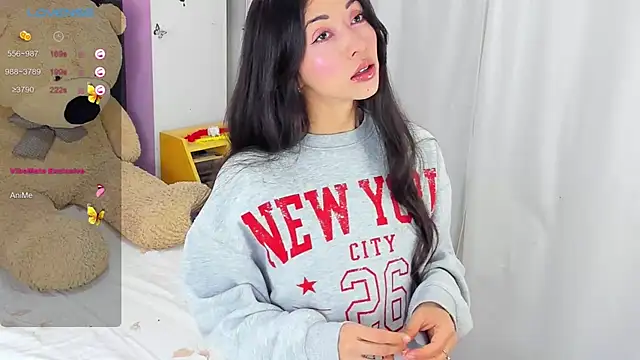 SophiaLiu online show from February 16, 2025, 9:16 pm