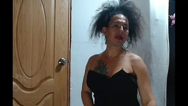 abbycrespa online show from February 21, 2025, 3:21 pm