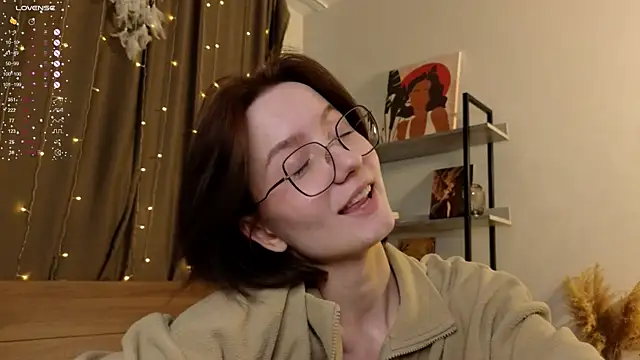 IdaValenti online show from February 23, 2025, 4:17 am