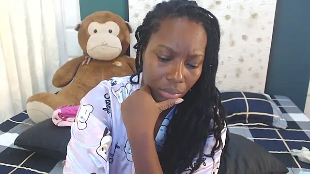 Snapshot of Sara_Marks chatting on October 16, 2025, 11:55 am Sara Marks online show from October 16, 2025, 11:55 am