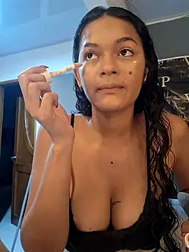 Snapshot of _frida1 chatting on February 27, 2025, 12:34 pm frida1 online show from February 27, 2025, 12:34 pm