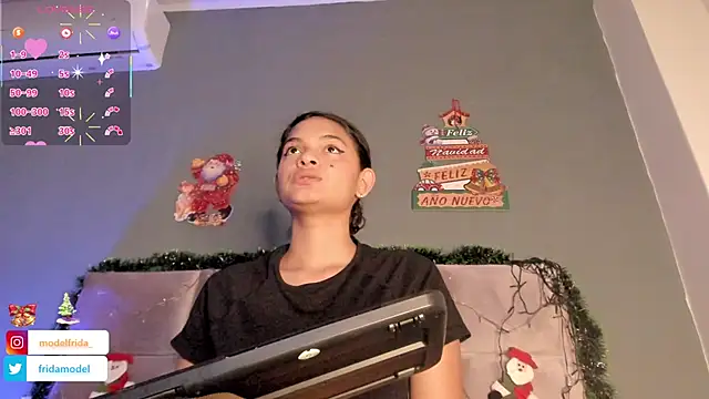 Snapshot of _frida1 chatting on December 5, 2025, 12:58 pm frida1 online show from December 5, 2025, 12:58 pm