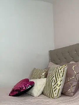 ImAlicee online show from October 10, 2025, 10:09 pm