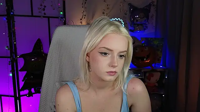 ImBonBon online show from November 4, 2025, 11:48 pm