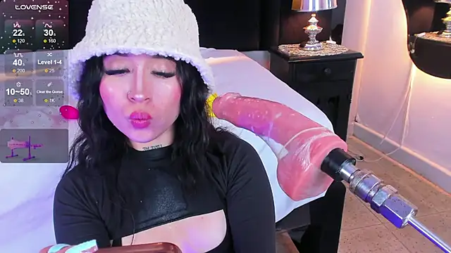 EriKlein online show from December 28, 2024, 1:50 am