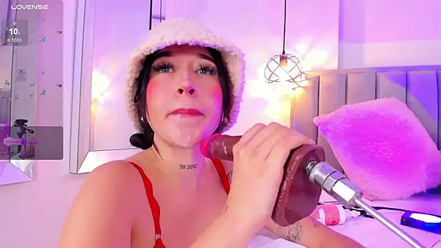 EriKlein online show from January 30, 2025, 11:02 pm