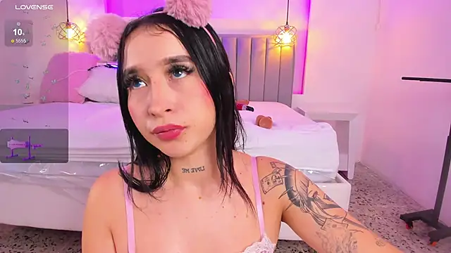 EriKlein online show from February 19, 2025, 1:40 am