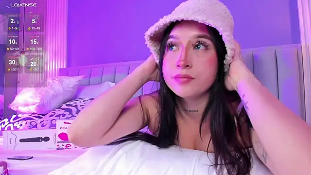 EriKlein online show from March 14, 2025, 10:49 pm