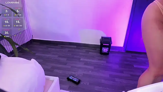 EriKlein online show from October 16, 2025, 10:55 pm