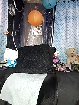 Horny kaylee online show from December 14, 2025, 6:23 pm