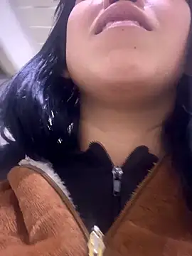 emily rosse04 online show from October 13, 2025, 12:05 pm