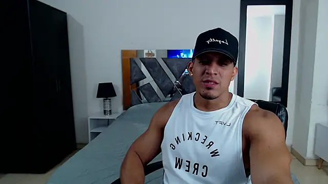 Frank heaven01 online show from February 28, 2025, 8:39 pm