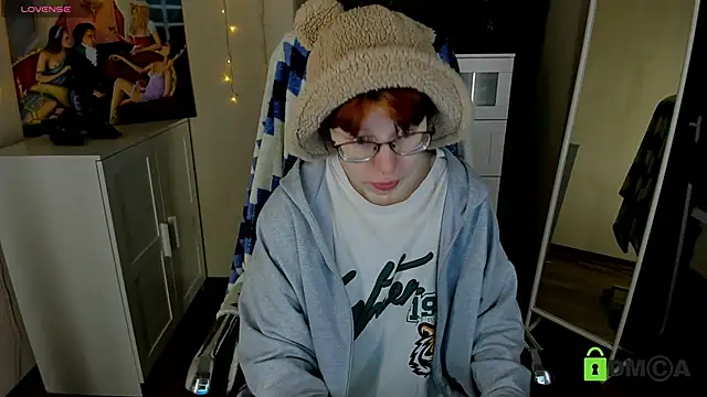 Snapshot of Melissa_Wells chatting on November 2, 2025, 8:55 pm Melissa Wells online show from November 2, 2025, 8:55 pm