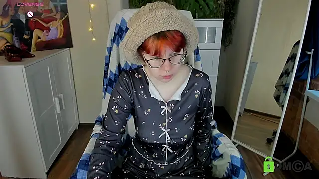 Snapshot of Melissa_Wells chatting on November 16, 2025, 10:43 am Melissa Wells online show from November 16, 2025, 10:43 am