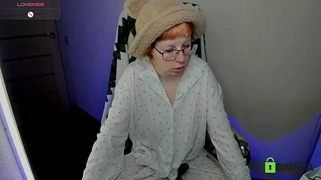 Snapshot of Melissa_Wells chatting on December 4, 2025, 9:01 pm Melissa Wells online show from December 4, 2025, 9:01 pm