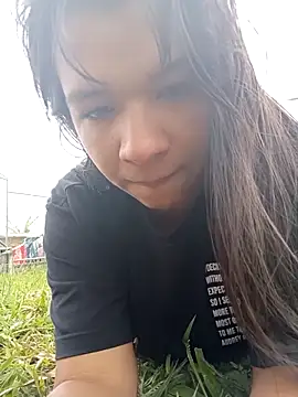 VivienAndClark online show from November 9, 2025, 4:16 pm