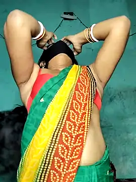 Snapshot of Luv_Adite20 chatting on February 13, 2025, 5:01 pm Luv Adite20 online show from February 13, 2025, 5:01 pm