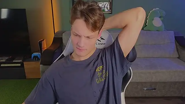 TeddyLiLboy online show from November 12, 2025, 10:15 am