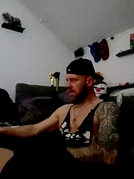 eltoulou online show from January 9, 2025, 9:47 pm