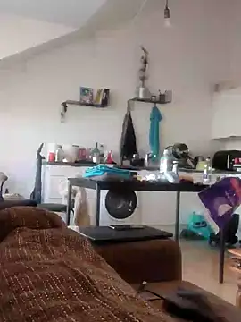 eltoulou online show from January 12, 2025, 3:03 pm