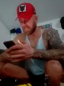 eltoulou online show from February 4, 2025, 8:28 pm