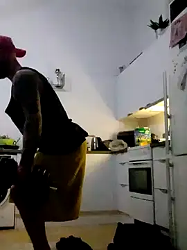 eltoulou online show from February 12, 2025, 12:16 am