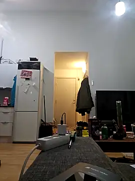 eltoulou online show from February 26, 2025, 5:28 pm