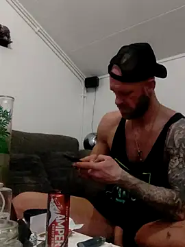 eltoulou online show from March 5, 2025, 9:48 pm