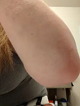 BeckiTooSweet online show from February 22, 2025, 12:27 am