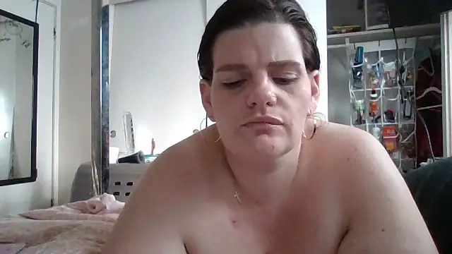 BeckiTooSweet online show from October 3, 2025, 9:45 pm