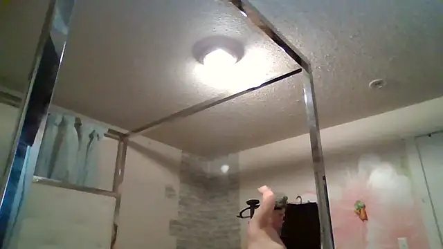 BeckiTooSweet online show from October 6, 2025, 6:00 am