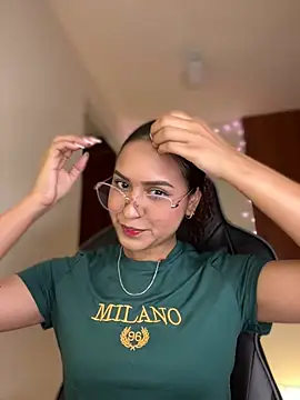 gretta kler1 online show from December 19, 2024, 9:38 pm