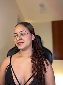 gretta kler1 online show from January 16, 2025, 5:12 pm