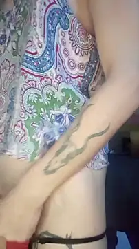 Snapshot of SuccubusTatuada chatting on September 10, 2025, 10:59 am SuccubusTatuada online show from September 10, 2025, 10:59 am