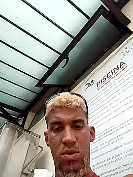 Snapshot of fieltoprj1 chatting on January 1, 2025, 8:15 pm fieltoprj1 online show from January 1, 2025, 8:15 pm