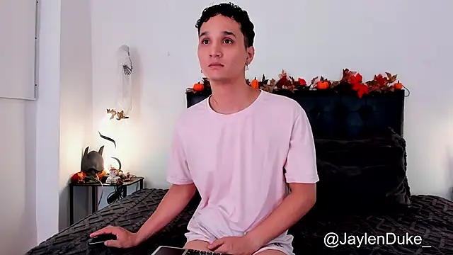 Snapshot of jaylen_and_duke chatting on October 28, 2025, 11:03 am jaylen and duke online show from October 28, 2025, 11:03 am