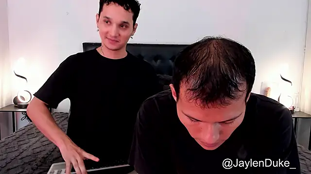 Snapshot of jaylen_and_duke chatting on November 16, 2025, 11:05 am jaylen and duke online show from November 16, 2025, 11:05 am